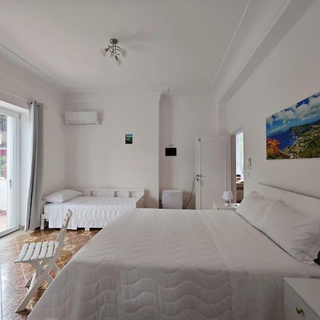 Отель Casa Ferraro Marina Grande  Экстерьер фото