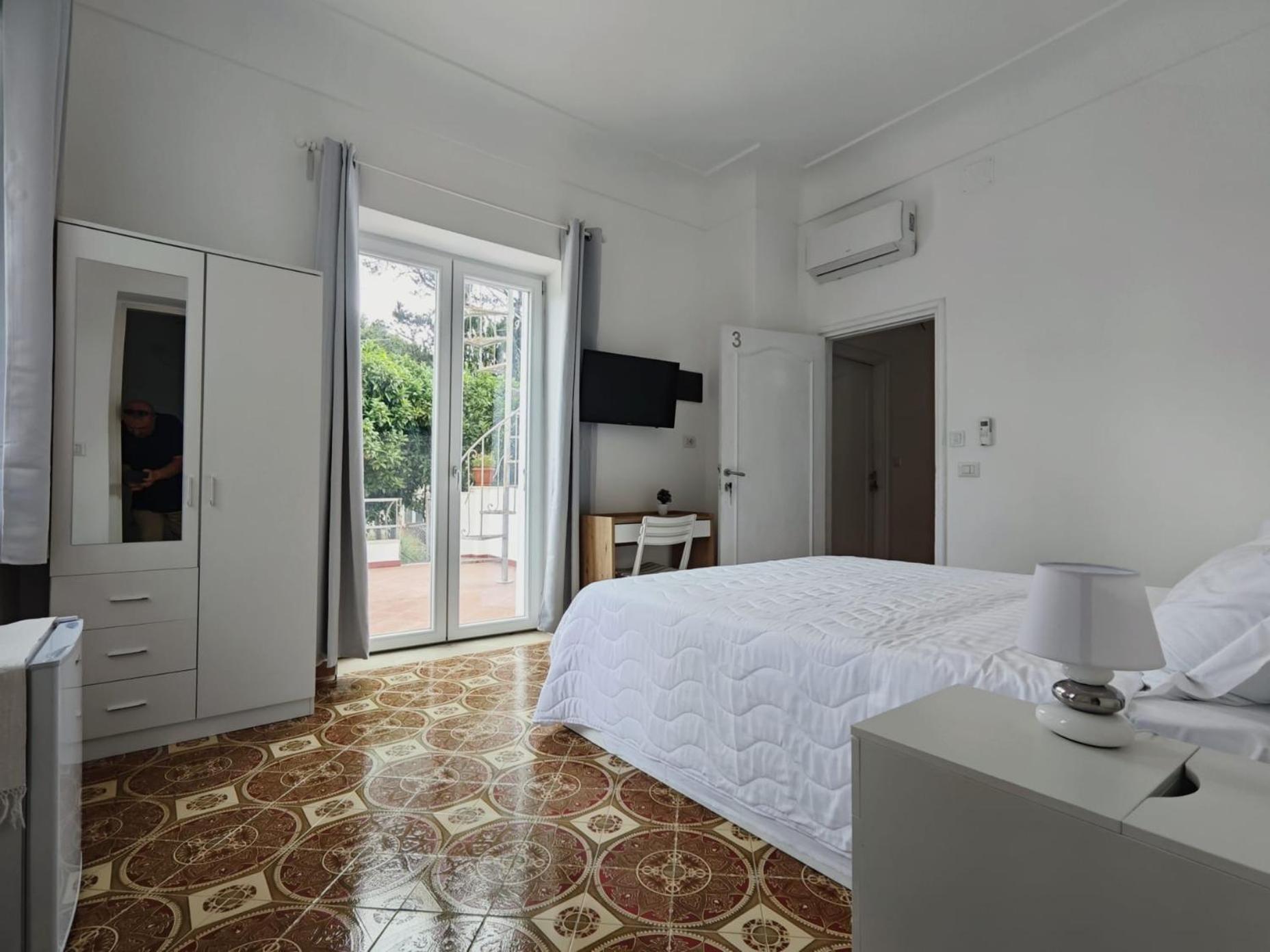 Отель Casa Ferraro Marina Grande  Экстерьер фото