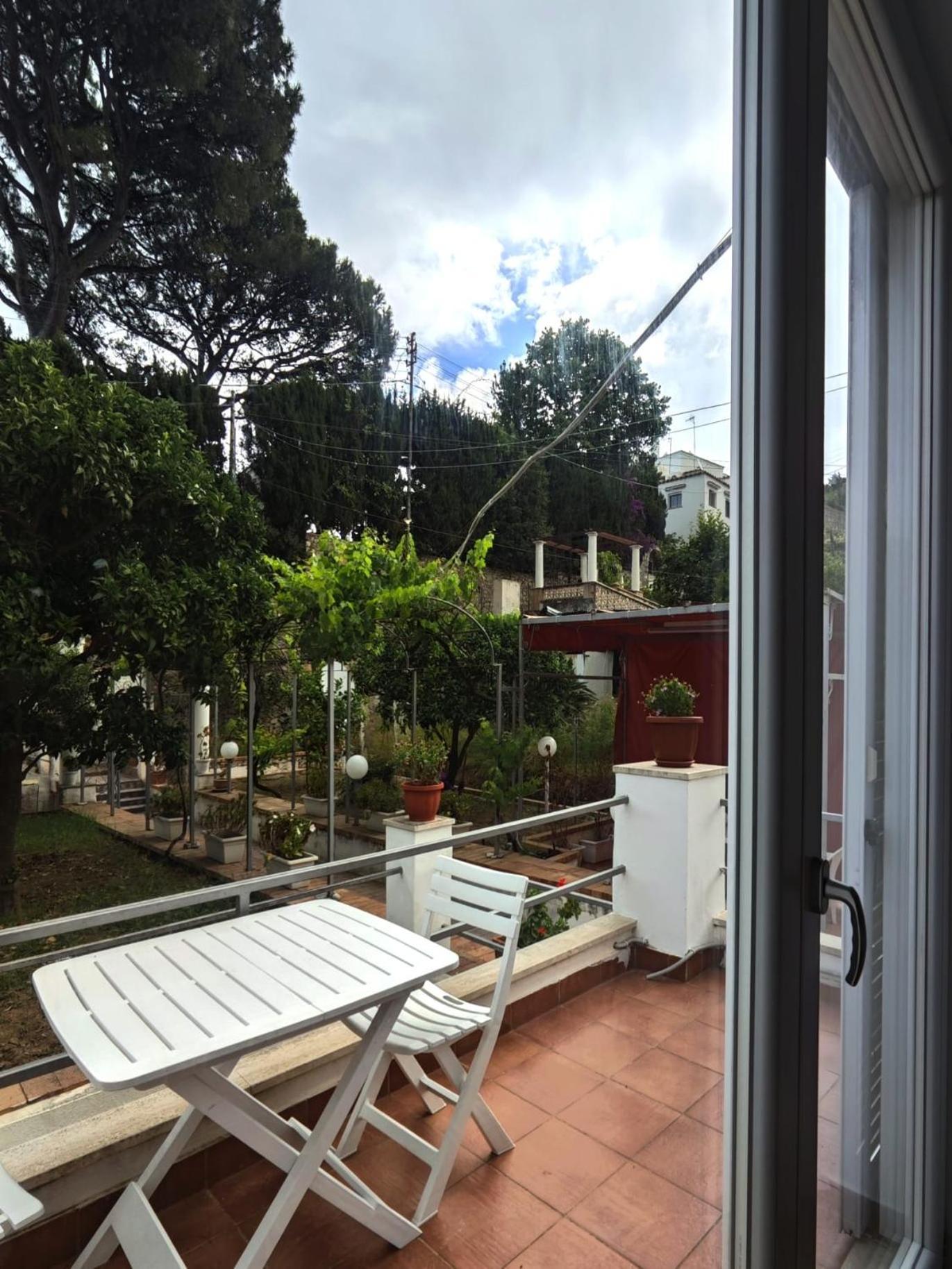 Отель Casa Ferraro Marina Grande  Экстерьер фото